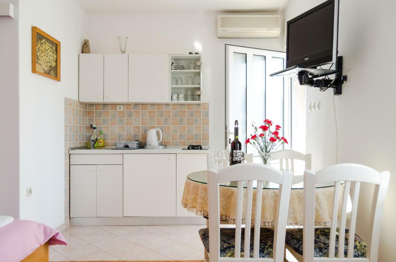 Apartmani Marko Makarska Exterior photo